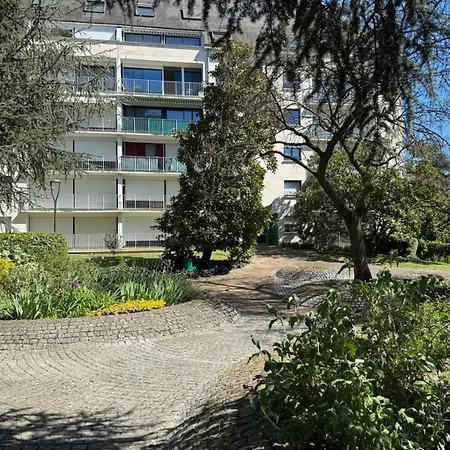 Lägenhet T4 Duplex - Climatiseur Mobile - Parking Securise - Proche Centre Tours